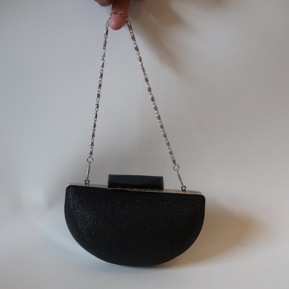 MACYS BLACK EVENING PURSE W/STONE CLOSURE*
